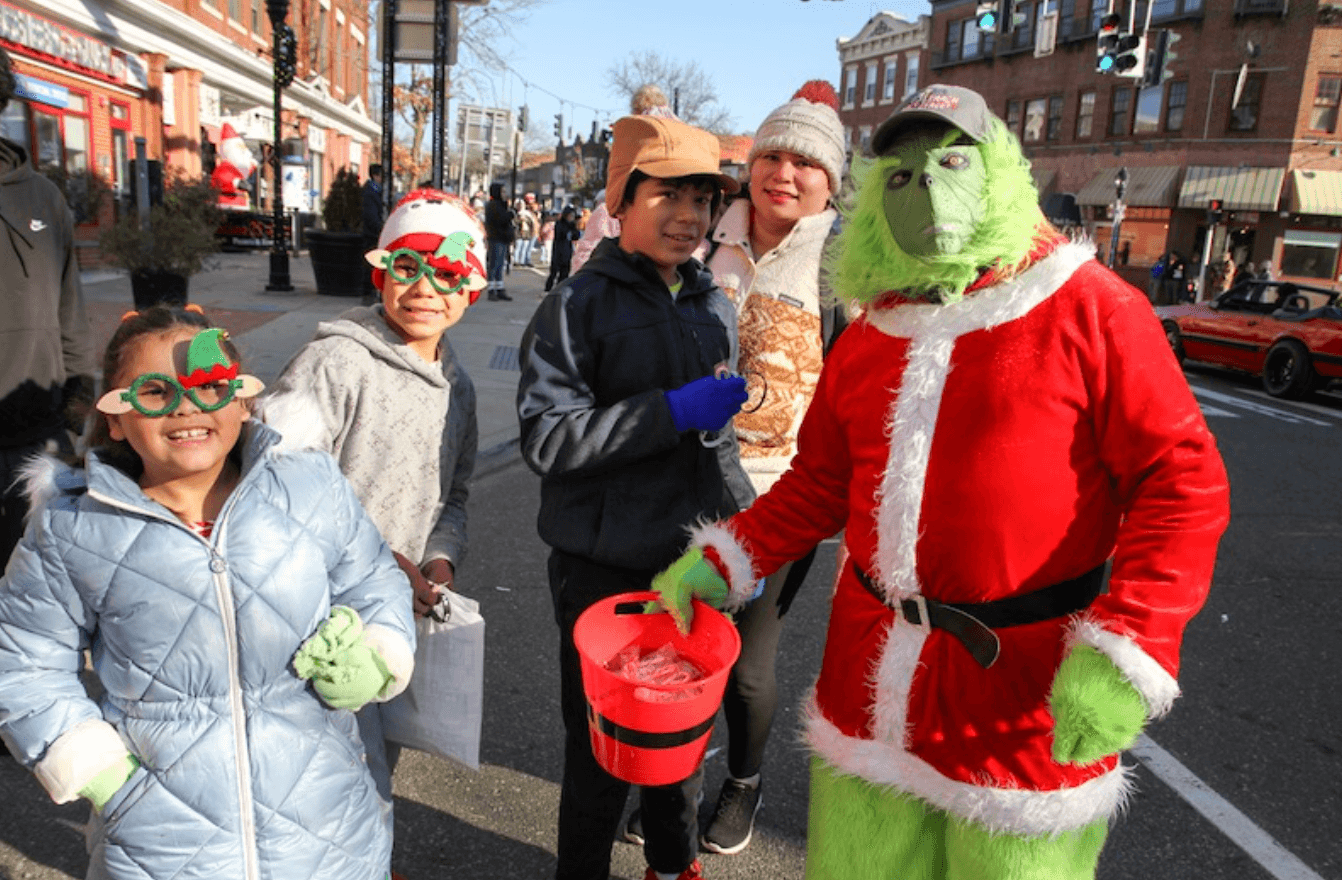 3rd Annual Tree Lighting - Photo 1